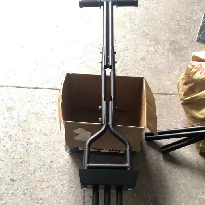 Aireador DD2986 – Césped perfecto, suelo aireado, con bandeja recolectora de zanahorias